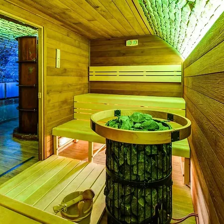 Guest house Pivovar Cerny Orel - Hotel & Restaurant 4*