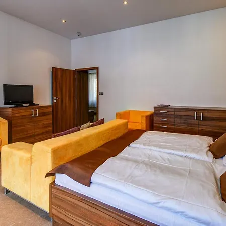 Pivovar Cerny Orel - Hotel & Restaurant 4* Kromeriz