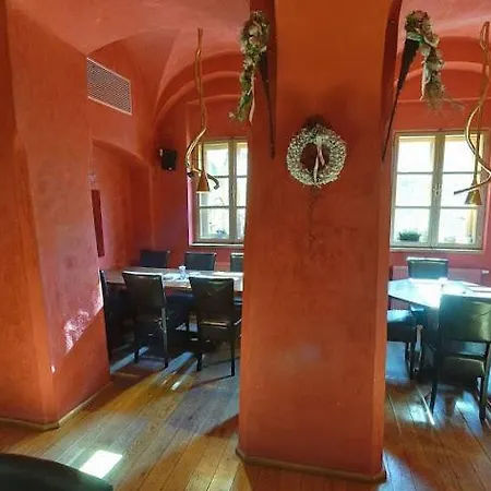 Pivovar Cerny Orel - & Restaurant Konukevi 3*